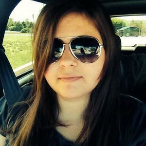 Meet your Posher, Melissa